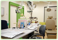 耳鼻咽喉科診察室